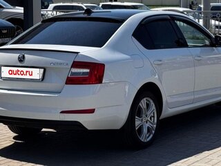 2016 Skoda Octavia III (A7), белый, 1255000 рублей, вид 4