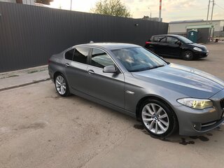 2012 BMW 5 серии 520i VI (F10/F11/F07), серый, 1400000 рублей, вид 3