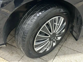 2017 Hyundai Solaris II, чёрный, 860000 рублей, вид 5