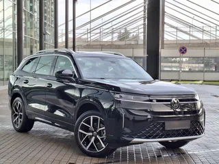 2026 Volkswagen Tavendor I Рестайлинг, чёрный, 5500000 рублей, вид 2