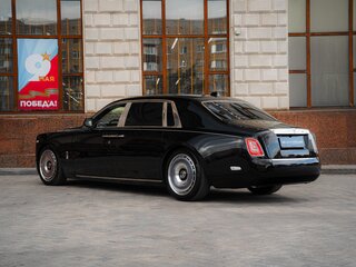 2026 Rolls-Royce Phantom Extended VIII (Series I), чёрный, 93900000 рублей, вид 5