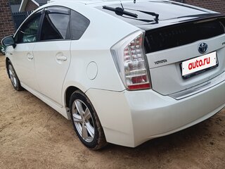 2009 Toyota Prius III (XW30), белый, 880000 рублей, вид 4