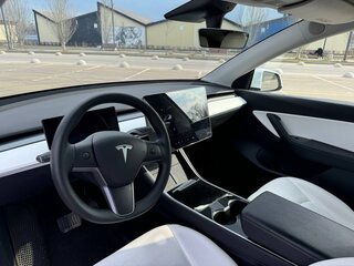 2020 Tesla Model Y Long Range I, белый, 3750000 рублей, вид 5