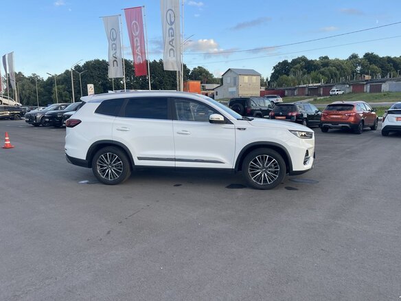 2021 Chery Tiggo 8 Pro I, белый - вид 3