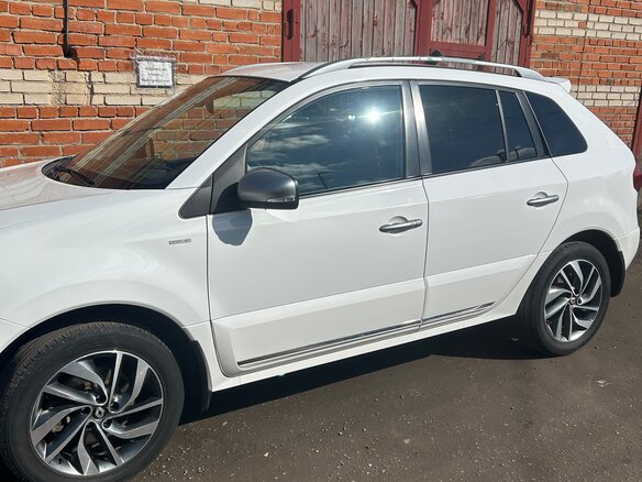 2014 Renault Koleos I Рестайлинг 2, белый, 1350000 рублей - вид 4