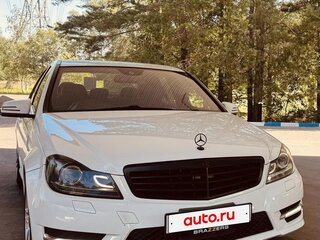 2013 Mercedes-Benz C-Класс 200 III (W204) Рестайлинг, белый, 1500000 рублей, вид 2
