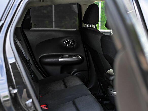 2013 Nissan Juke I, чёрный - вид 9