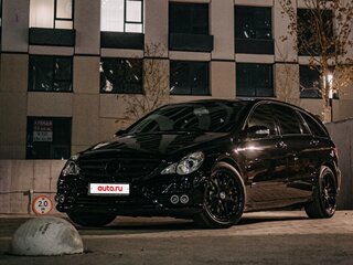 2007 Mercedes-Benz R-Класс 500 Long I Рестайлинг, чёрный, 1900000 рублей, вид 3