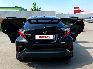 2020 Toyota C-HR I Рестайлинг, чёрный, 2000000 рублей, вид 5