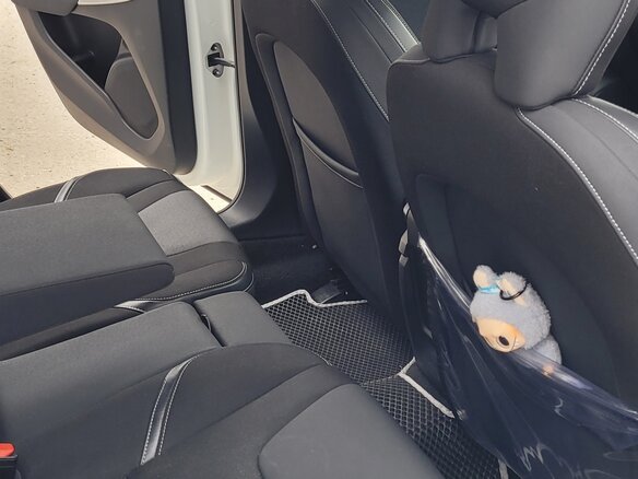 2017 Volvo V40 II Рестайлинг, белый, 1650000 рублей - вид 10