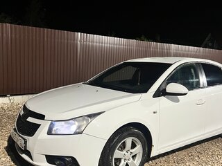 2011 Chevrolet Cruze I, белый, 570000 рублей, вид 1