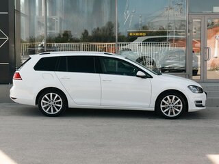 2014 Volkswagen Golf VII, белый, 1365000 рублей, вид 4