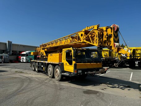 2008 XCMG QY70K, жёлтый, 7990000 рублей, вид 3