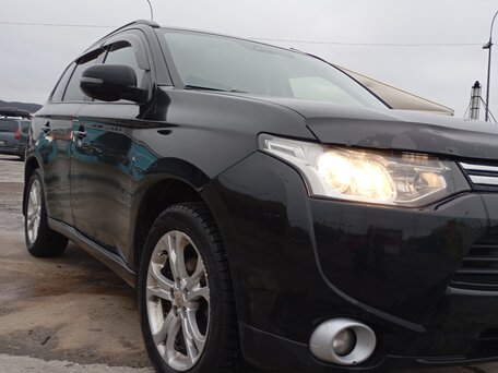 2012 Mitsubishi Outlander III, чёрный, 1240000 рублей, вид 1