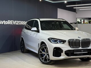 2025 BMW X5 30d IV (G05/G18), белый, 13600000 рублей, вид 3