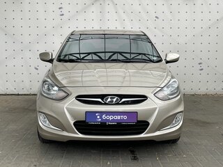 2011 Hyundai Solaris I, бежевый, 880000 рублей, вид 2