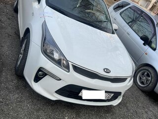 2017 Kia Rio IV, белый, 908650 рублей, вид 3