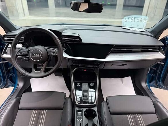 2023 Audi A3 35 TFSI Long IV (8Y), голубой, 2180000 рублей - вид 12