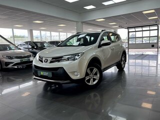 Toyota RAV4 IV (XA40)