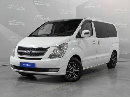 Hyundai Grand Starex I