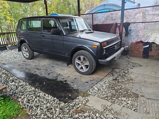 2018 Lada (ВАЗ) 2131 (4x4) Urban I, серебристый, 555000 рублей, вид 5