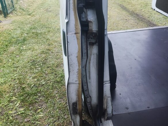 2010 Ford Transit, белый, 990000 рублей - вид 2