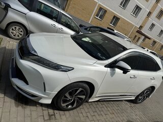 2018 Toyota Harrier III (XU60) Рестайлинг, белый, 2830000 рублей, вид 4