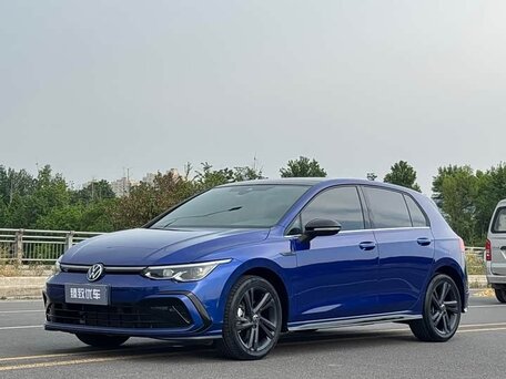 Volkswagen Golf VIII