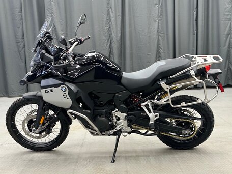 2026 BMW F 900 GS Adventure, чёрный, 2495000 рублей, вид 3