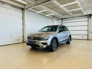 2020 Volkswagen Tiguan II, серый, 3299900 рублей, вид 2