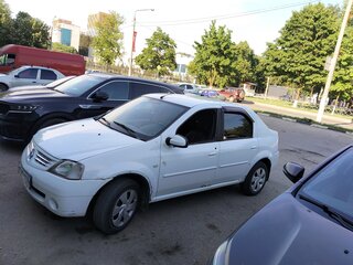 2009 Renault Logan I, белый, 235000 рублей, вид 1