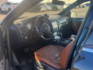 2014 Volkswagen Touareg II, чёрный, 2600000 рублей, вид 5