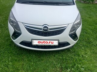 2013 Opel Zafira C, белый, 970000 рублей, вид 1