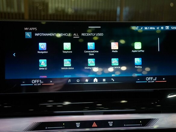 2025 BMW 5 серии Long 530Li xDrive VIII (G60/G61/G68), чёрный, 9000000 рублей - вид 25