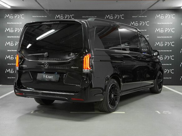 2026 Mercedes-Benz V-Класс 300 d длинный III (W447) Рестайлинг 2, чёрный - вид 3