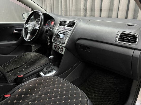 2013 Volkswagen Polo V, серебристый, 634888 рублей - вид 18