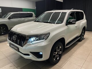 2020 Toyota Land Cruiser Prado 150 Series Рестайлинг 2, белый, 6500000 рублей, вид 3