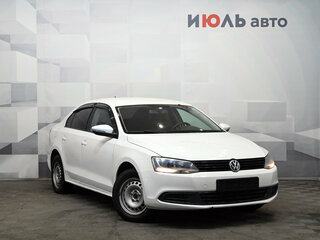 2013 Volkswagen Jetta VI, белый, 680000 рублей, вид 2