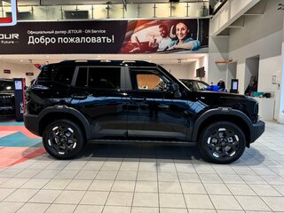 2026 Jetour T1, чёрный, 4199900 рублей, вид 4