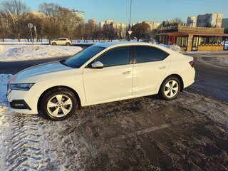 2021 Skoda Octavia IV (A8), белый, 2150000 рублей, вид 3