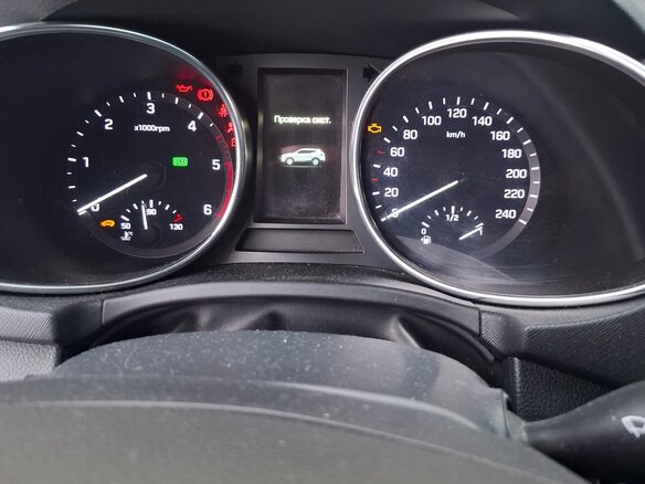 2017 Hyundai Santa Fe III Рестайлинг, коричневый, 2000000 рублей - вид 5