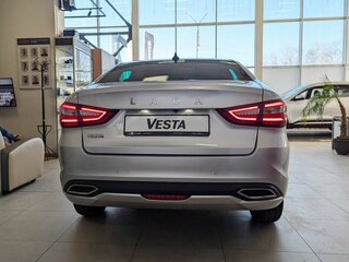 2026 Lada (ВАЗ) Vesta I Рестайлинг (NG), серебристый, 2065900 рублей, вид 3