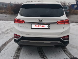 2019 Hyundai Santa Fe IV, белый, 2850000 рублей, вид 4