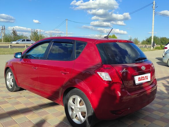 2010 Kia Ceed I Рестайлинг, красный, 660000 рублей - вид 5
