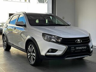 2017 Lada (ВАЗ) Vesta SW I, белый, 910000 рублей, вид 3