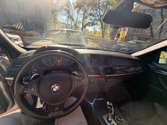 2013 BMW X5 30d II (E70) Рестайлинг, серебристый, 1999000 рублей - вид 5
