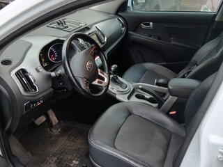2015 Kia Sportage III Рестайлинг, белый, 1610000 рублей, вид 5