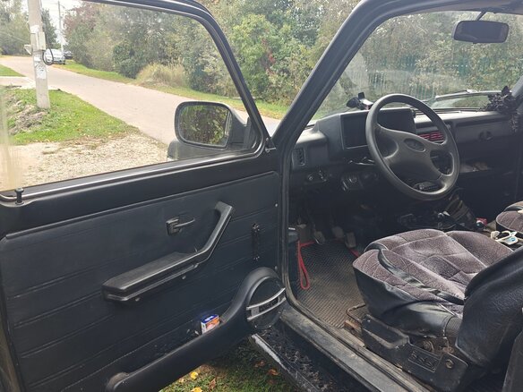 2009 Lada (ВАЗ) 2121 (4x4) I Рестайлинг, чёрный, 400000 рублей - вид 6