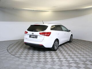 2016 Kia Ceed II Рестайлинг, белый, 1075000 рублей, вид 5