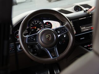2021 Porsche Cayenne GTS Coupé III, чёрный, 14500000 рублей, вид 4